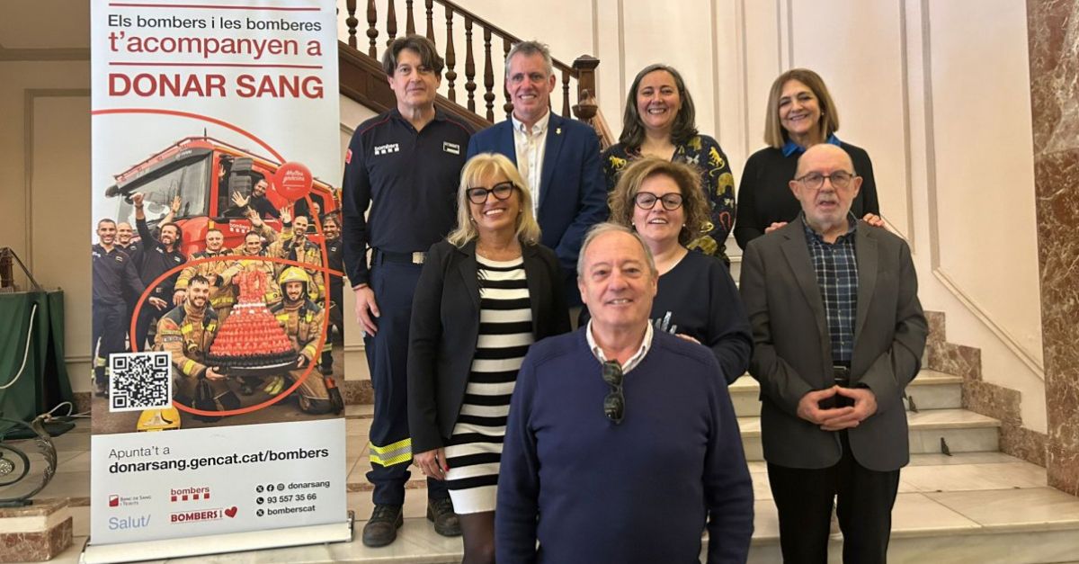 Amposta es torna a sumar a la campanya �Els Bombers i les Bomberes t�acompanyen a donar sang�