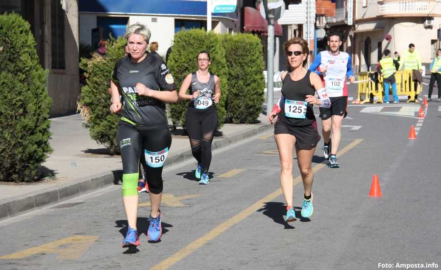 Ms de 200 persones participen en la jornada de running a Amposta | Amposta.info