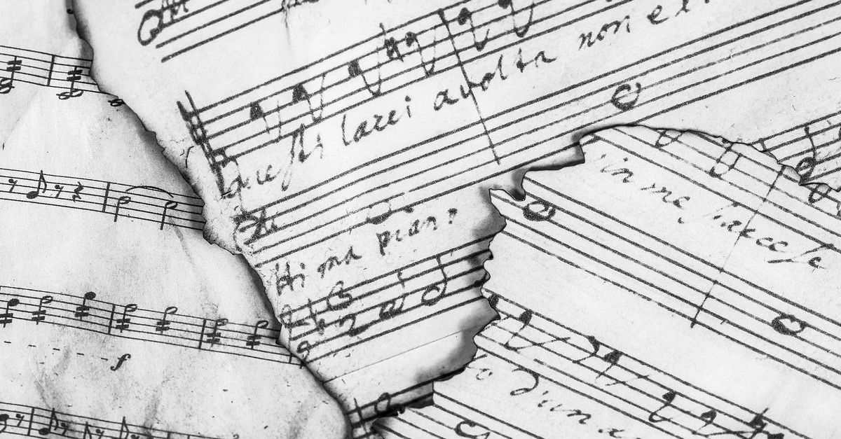 "Canciones con memoria" a crrec dAlejandro Carrouche