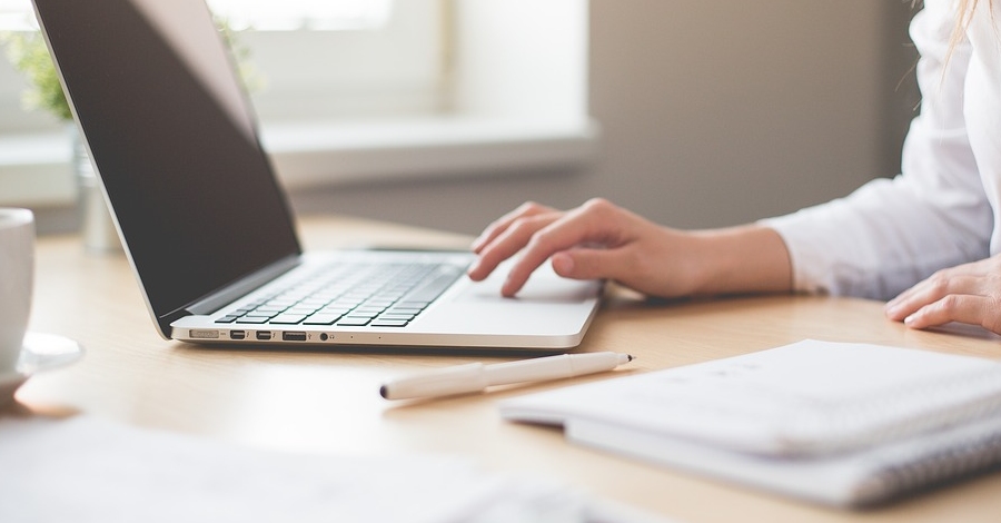 L�Ajuntament d�Amposta contracta cinc joves mitjan�ant el programa Joves en Pr�ctiques