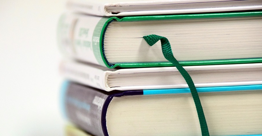 Ciutat | L�Ajuntament entrega 16.000 euros a centres educatius per a programes de socialitzaci� de llibres