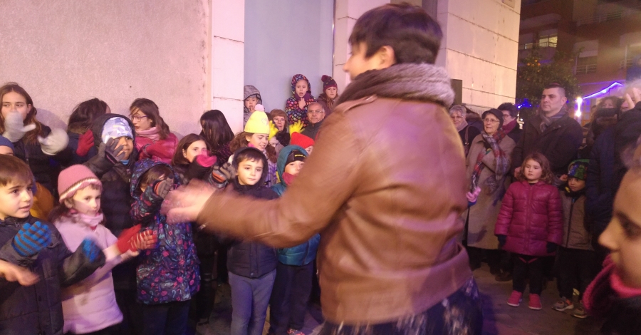 S’encenen els llums de Nadal als carrers d’Amposta | Amposta.info