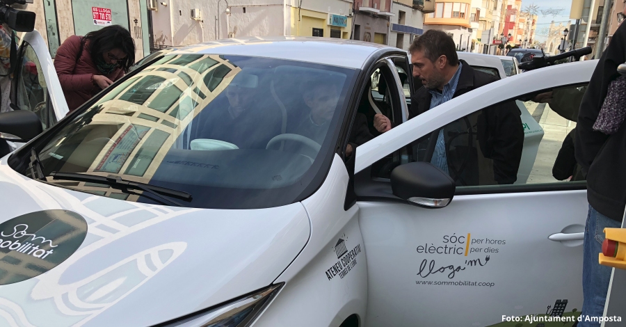 Amposta, pionera amb l��s del vehicle el�ctric compartit 