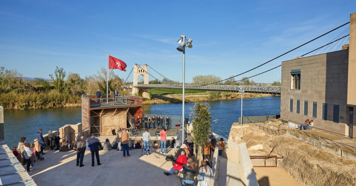Amposta recupera la cel�quia del Castell