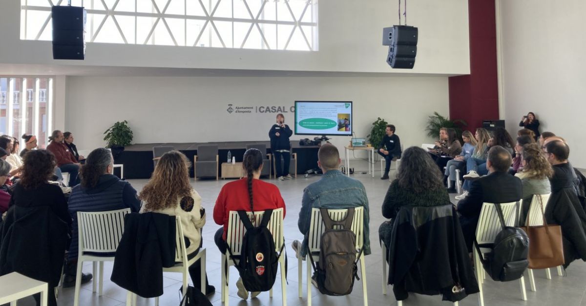 Amposta, seu de la Trobada d�Intercanvi d�Habitatge Social a les Terres de l�Ebre