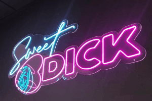 SWEET DICK  iogurts - gelats - gofres -  gofreria ertica