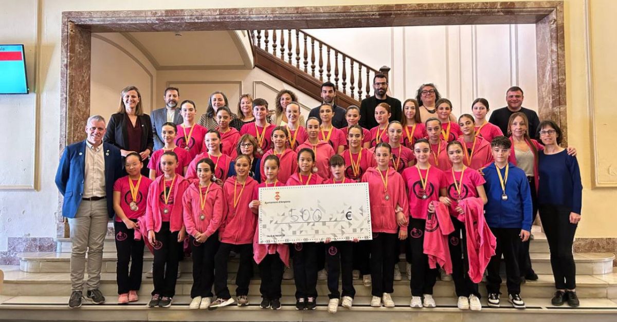 L�alumnat de l�Escola de Dansa Maria Lozano, reconeguda pels resultats al Concurs Premi Roseta Mauri