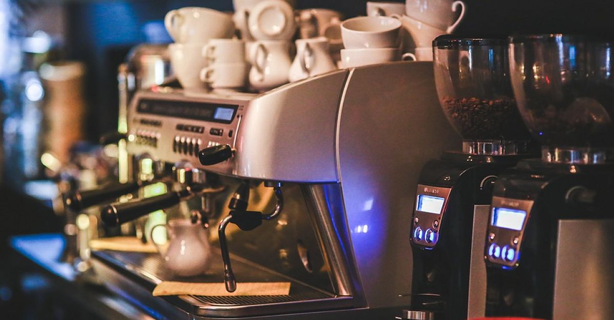 El Govern aprova estendre l&rsquo;�s del certificat COVID als interiors de la restauraci�, als gimnasos i a les resid�ncies de gent gran