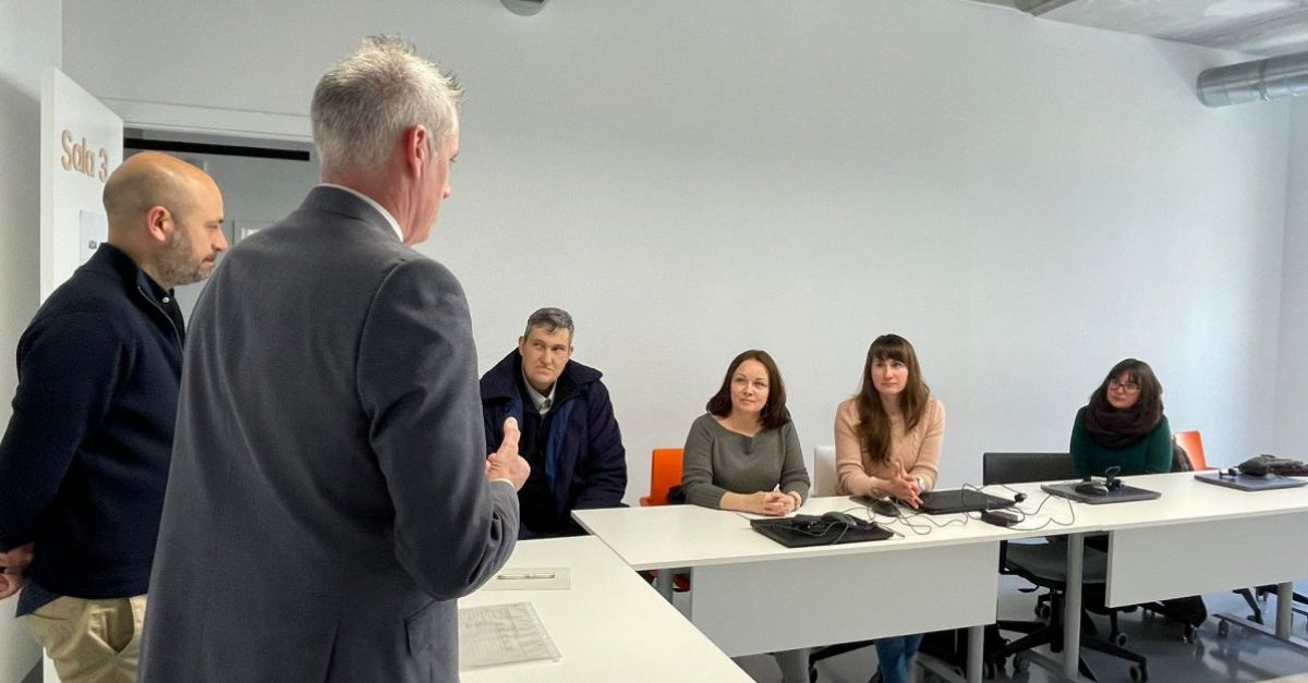 L�Ajuntament d�Amposta contracta tres treballadors durant 12 mesos dins el programa Treball i Formaci� - L�nia Ucra�na