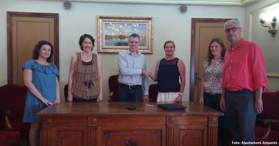 L�Ajuntament d�Amposta i l�Obra Social �la Caixa� signen un nou conveni de col�laboraci�
