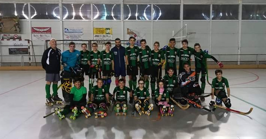 L&rsquo;ampost� Xavi Costa imparteix una masterclass al Club Hoquei Amposta