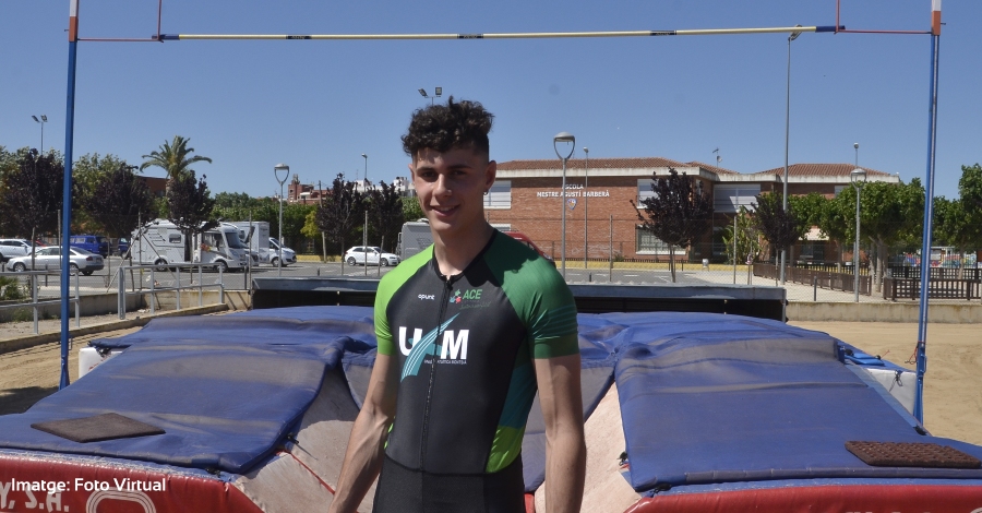 L�atleta d�Amposta Edgar Nolla mostra el seu esperit solidari amb l�ACE Cistinosis