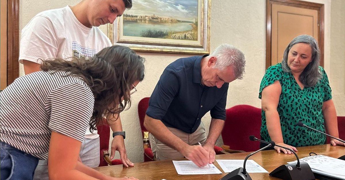 Entregades les claus dels habitatges d�emancipaci� juvenil del carrer Sant Roc