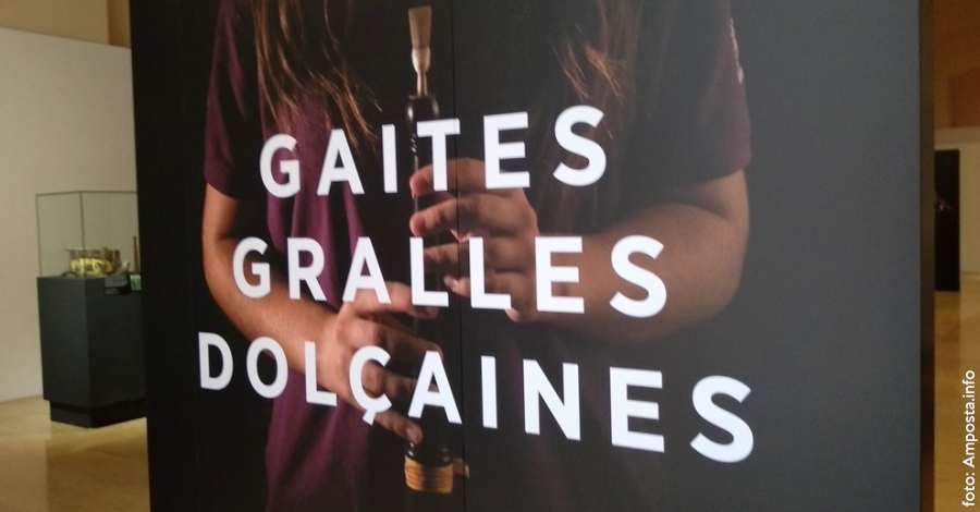 Exposici� �Gaites, gralles i dol�aines�
