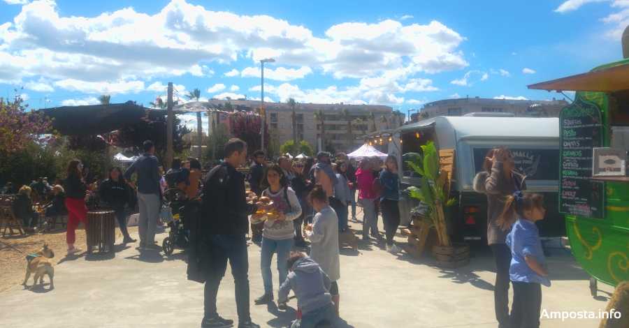 xit de participaci en la tercera edici del Festival Food Trucks | Amposta.info