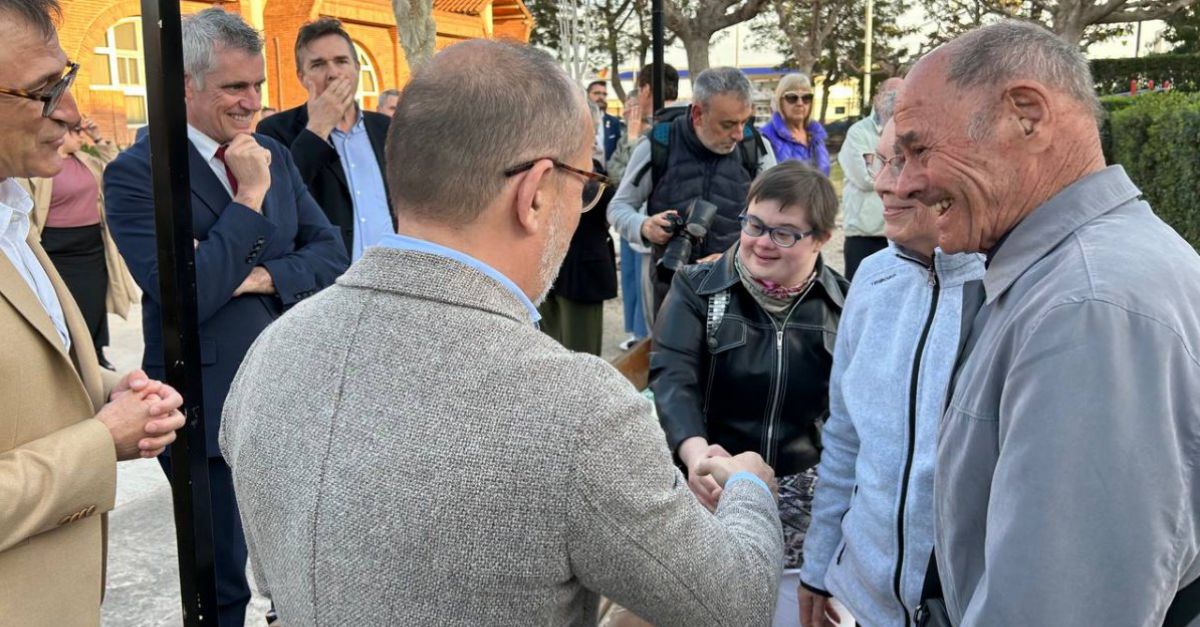 El conseller de Drets Socials inaugura l�ampliaci� de la Llar-Resid�ncia i Servei de Ter�pia Ocupacional L��ngel