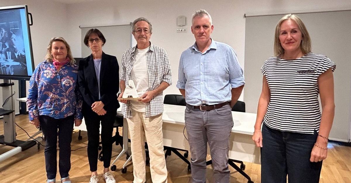 Un projecte sobre les madrines i l�assist�ncia al part a Amposta guanya el Premi Jordi Fontanet