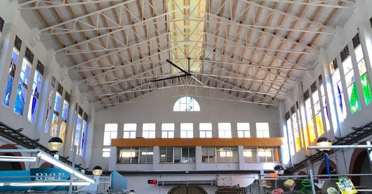 El Mercat municipal estrena sistema de ventilaci� i extracci�