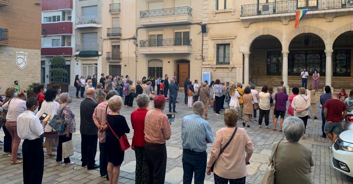 Concentraci� per rebutjar l�agressi� masclista del passat dimarts