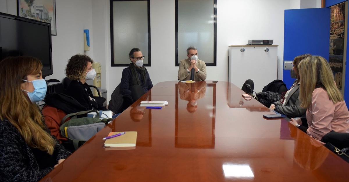 El Montsi� treballa en una estrat�gia comarcal per a reactivar el comer� local