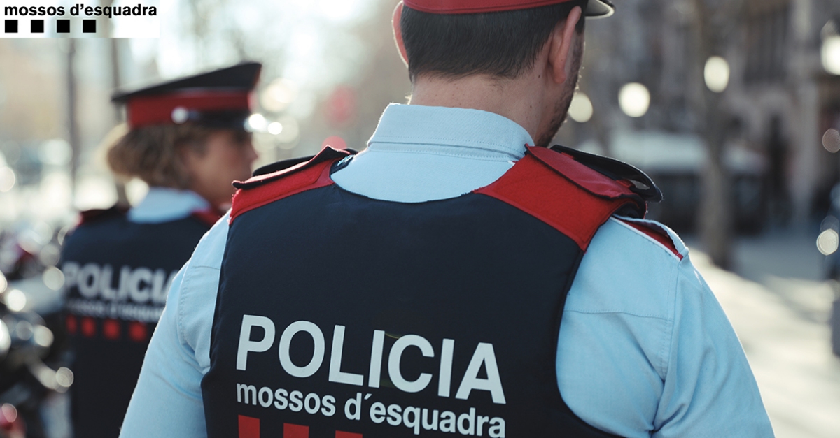 Els Mossos enxampen una trentena de persones en una festa il�legal en una masia d&rsquo;Amposta
