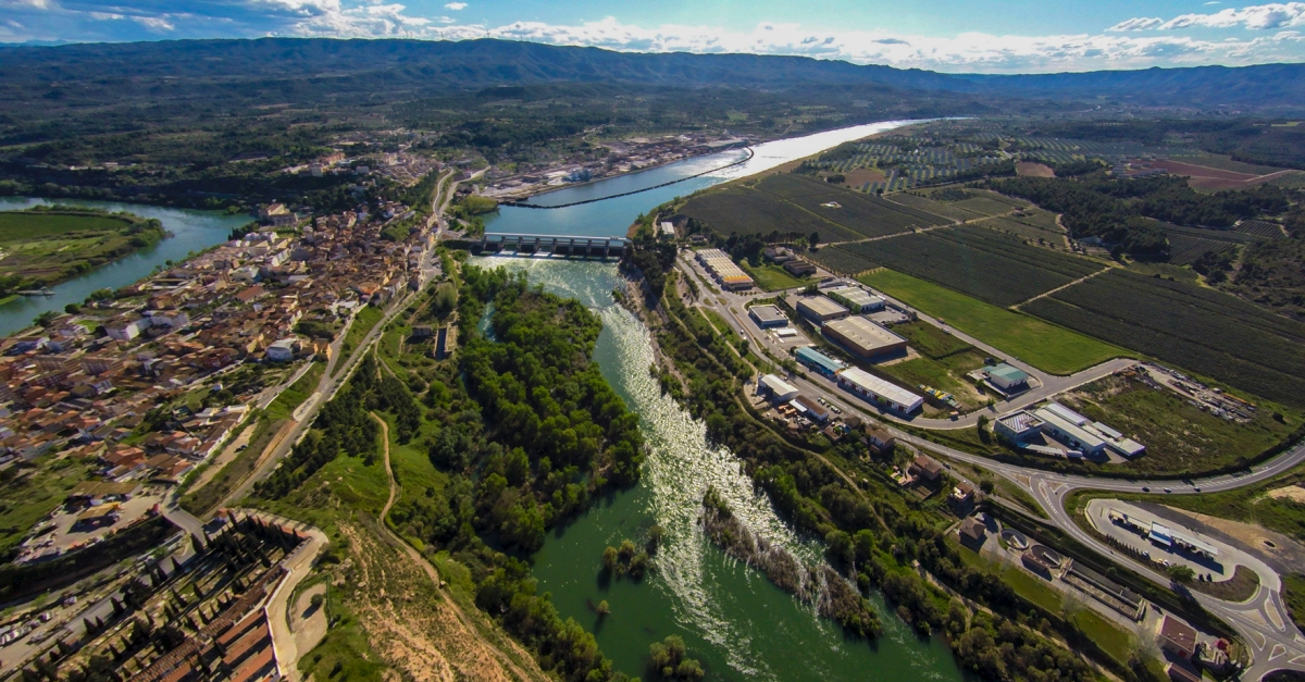 El Consorci del Museu de les Terres de l�Ebre i l�Ajuntament de Flix signen un conveni per ordenar la gesti� del patrimoni cultural