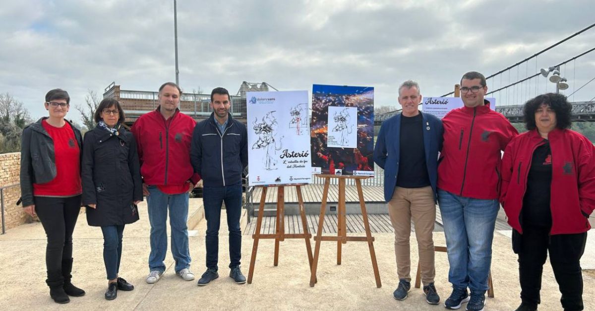 Asteri�, la nova b�stia de la Colla de Diables lo Minotaure