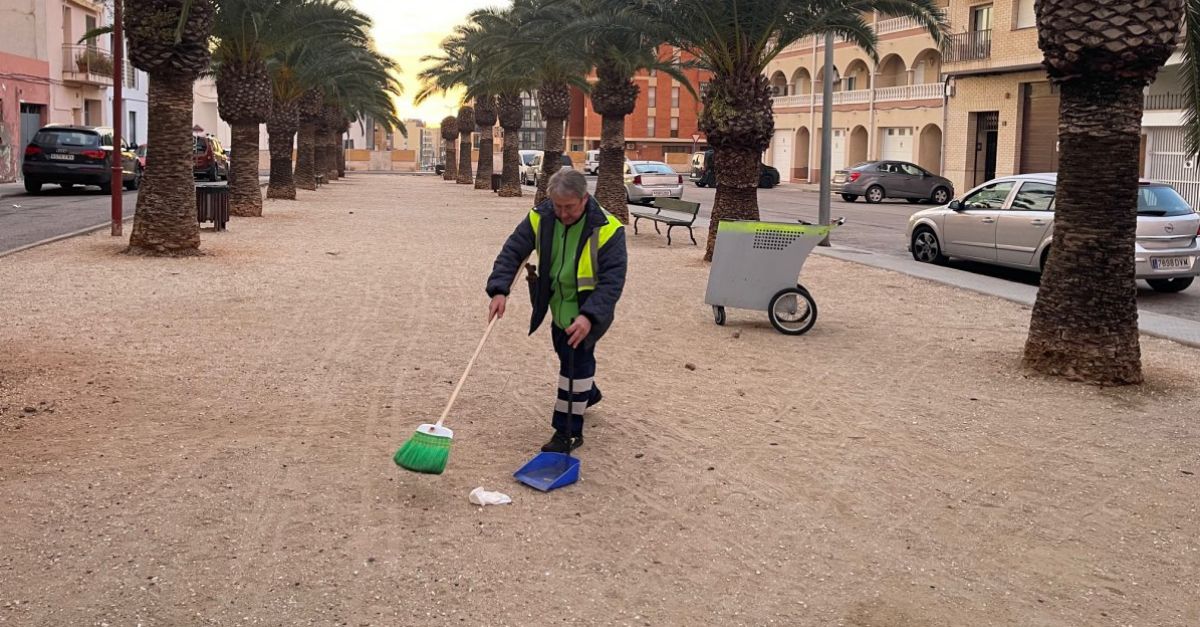 LAjuntament d’Amposta contracta dos persones mitjanant el programa Foment de lOcupaci Local de la Diputaci