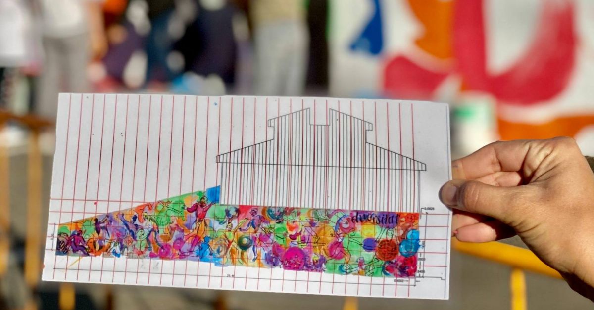 Arranca la pintura del mural d�Amposta Ciutat Diversa