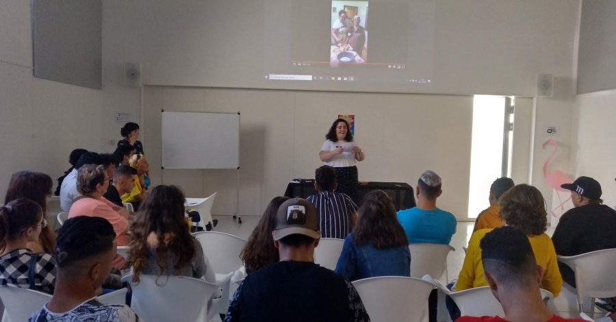 Una cinquantena de joves participen a Amposta en la 2a Trobada de Joves del Montsi� 