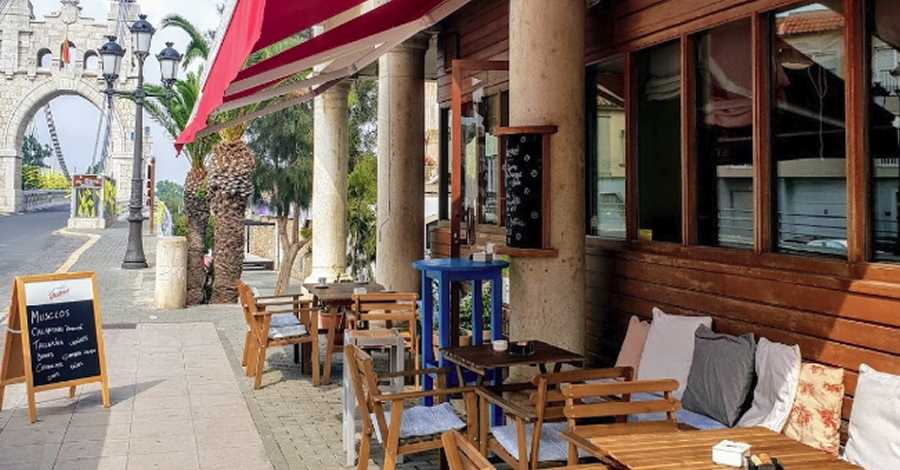 El restaurant Petit Caf� d�Amposta rep el caragol Slow Food