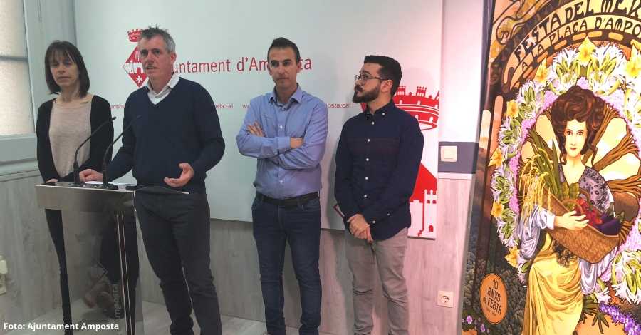 La Festa del Mercat compleix deu anys i incorpora una rua de tancament amb tots els personatges