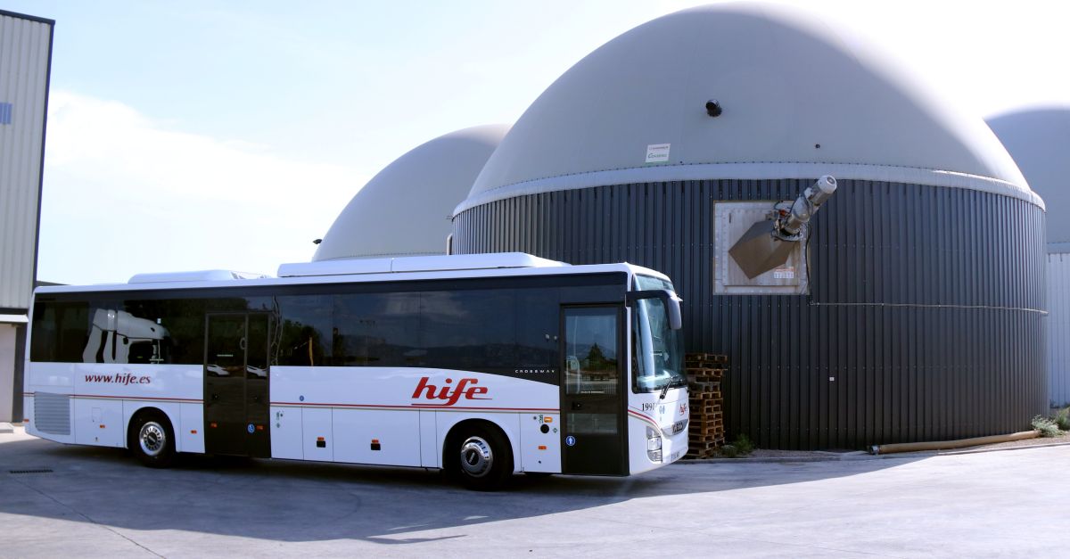 Territori posa en circulaci� al Montsi� el primer autob�s de biog�s de Km 0