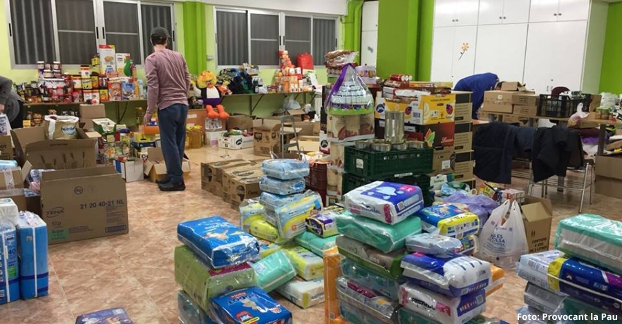 Provocant la Pau recull 400 caixes d&rsquo;aliments i productes b�sics per als refugiats d&rsquo;Atenes