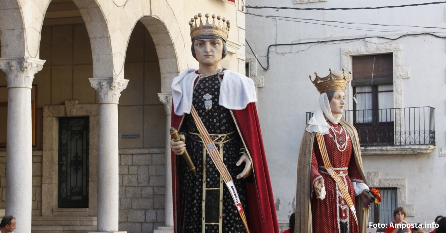 Els gegants d�Amposta es rebategen per celebrar el seu 70 aniversari