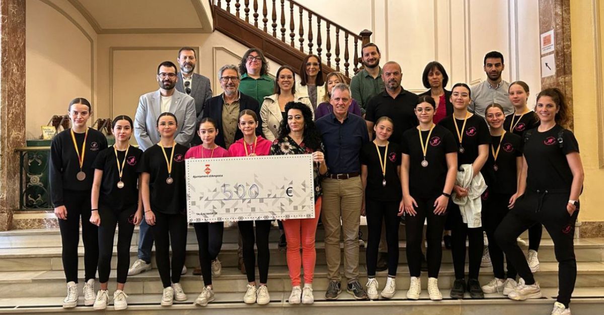 L�Ajuntament d�Amposta reconeix a l�Escola de Dansa Jacqueline Biosca pels resultats al Premi Roseta Mauri