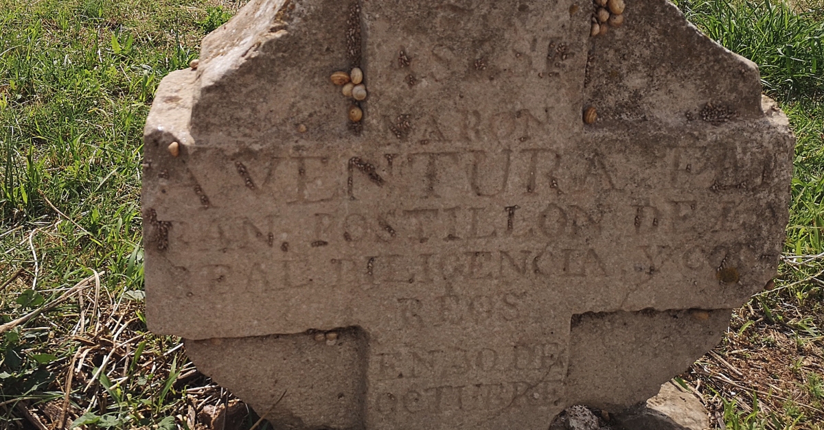 Recuperen d�una creu a Amposta vinculada a l�antiga dilig�ncia de Barcelona a Val�ncia