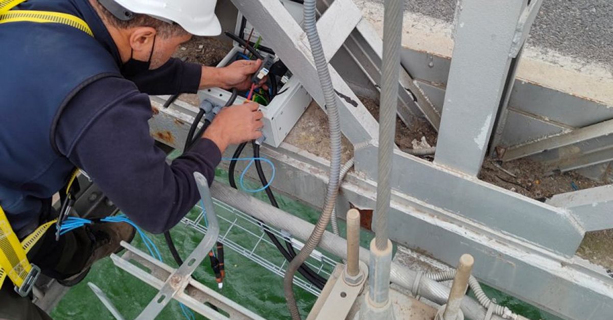 El Pont Penjant renova l�enllumenat