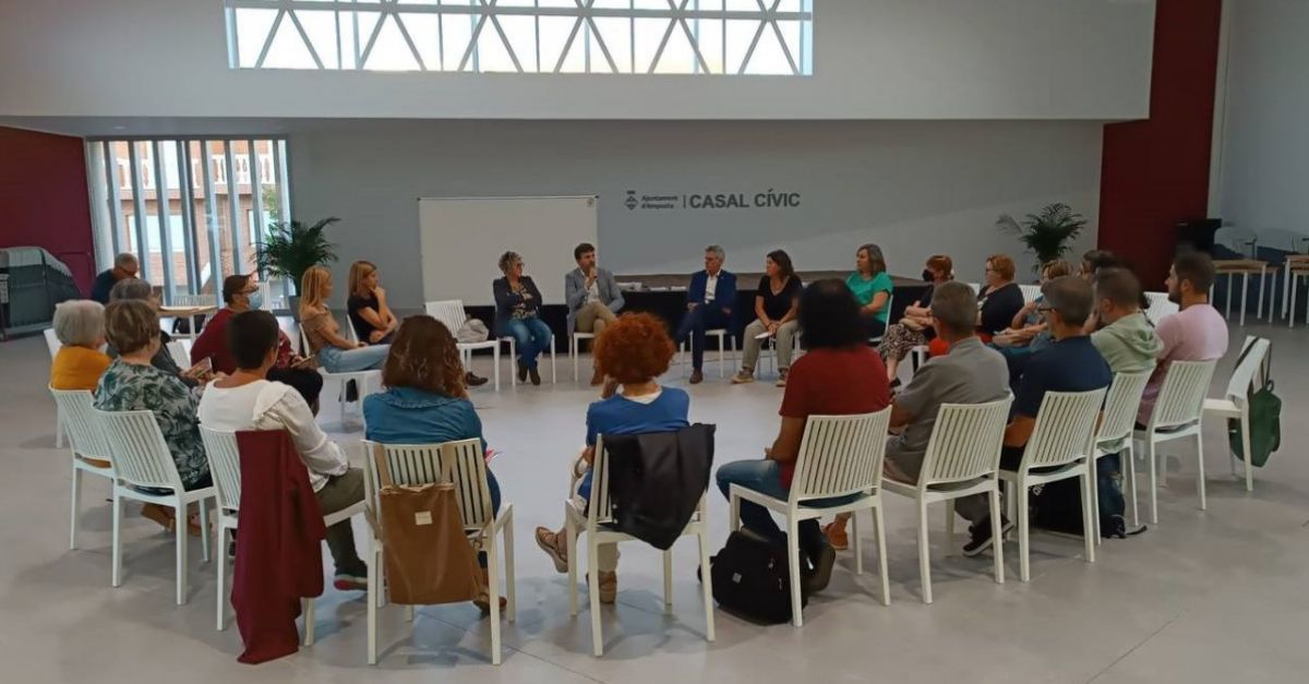 Prop de 40 entitats es reuneixen al Consell Municipal de Serveis Socials