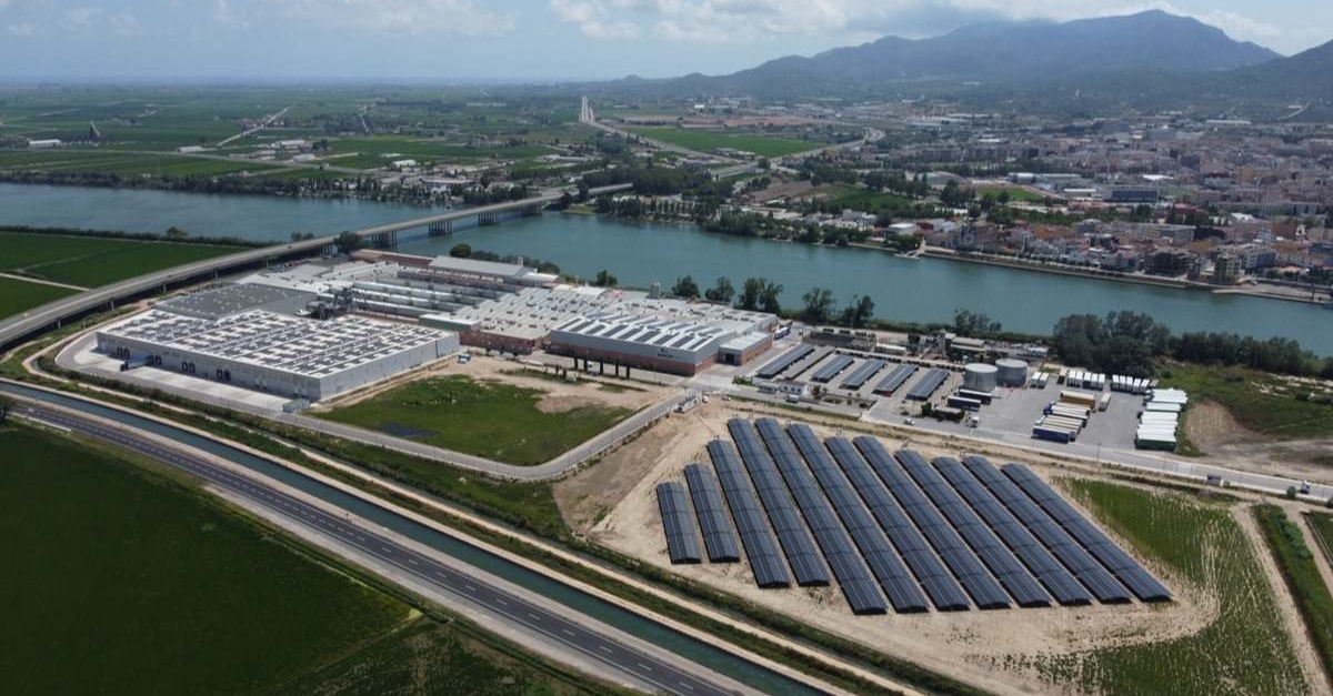 Saica inverteix 17 milions d�euros per ampliar i modernitzar la planta de cart� ondulat de l�Aldea