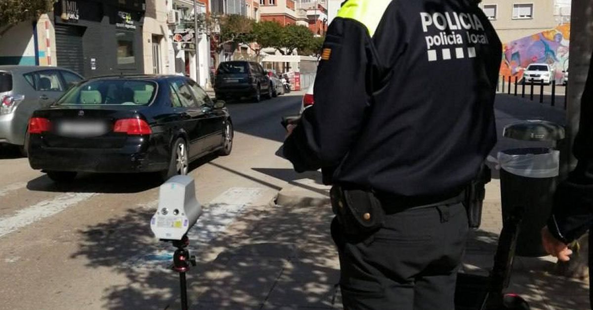 El radar m�bil sanciona 57 vehicles que superaven els 45km/h pel nucli urb� d�Amposta