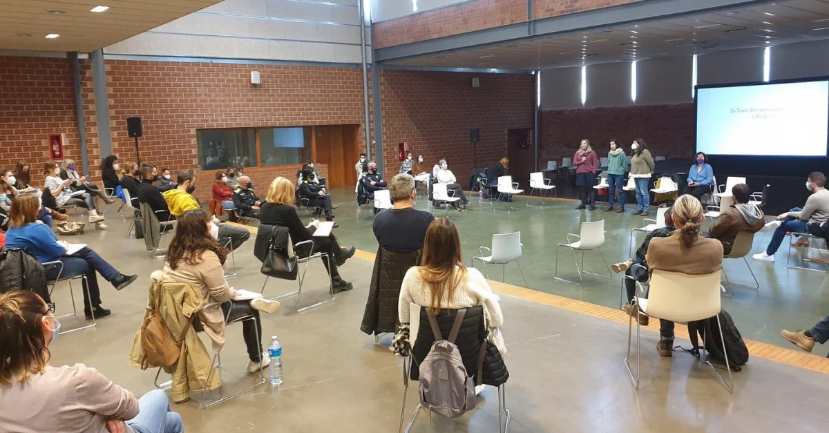 M�s d&rsquo;una seixantena d&rsquo;agents socioeducatius d&rsquo;Amposta es reuneixen en la segona trobada de la Taula Socioeducativa