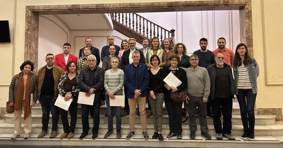 LAjuntament d’Amposta signa els convenis amb 6 entitats culturals de la ciutat