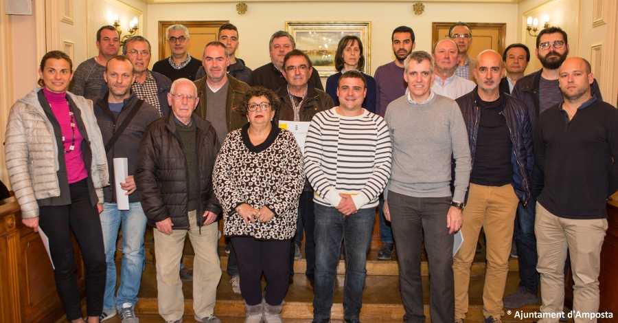 L�Ajuntament d�Amposta signa convenis de col�laboraci� amb 15 entitats esportives de la ciutat