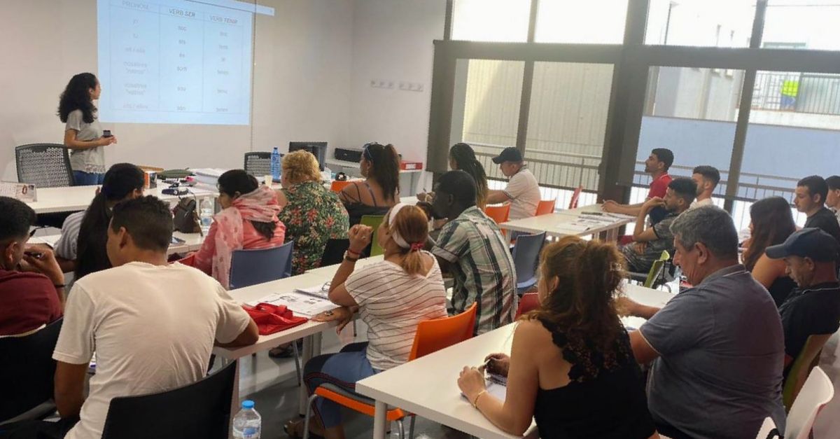 Lo Sindicat s�estrena com a seu dels cursos de catal� de la Secretaria d�Igualtat, Migracions i Ciutadania