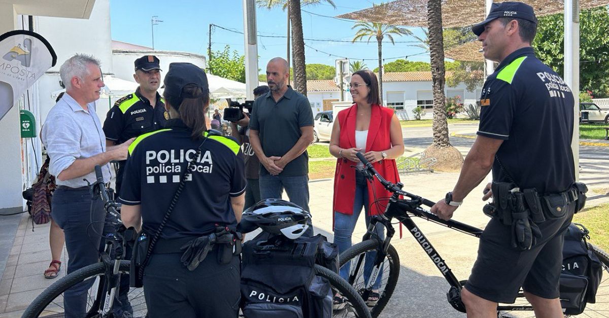 La unitat ciclista de la Policia Local fa patrullatge de proximitat de dilluns a divendres a Poble Nou del Delta, Balada i Eucaliptus