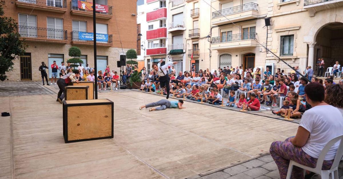 El FesticAM torna a convertir Amposta en la capital de les arts en viu al carrer